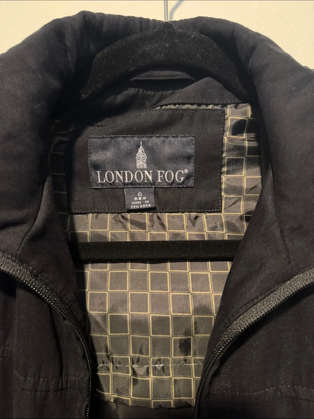 London Fog women’s Black Lightweight Hooded Jacket - small